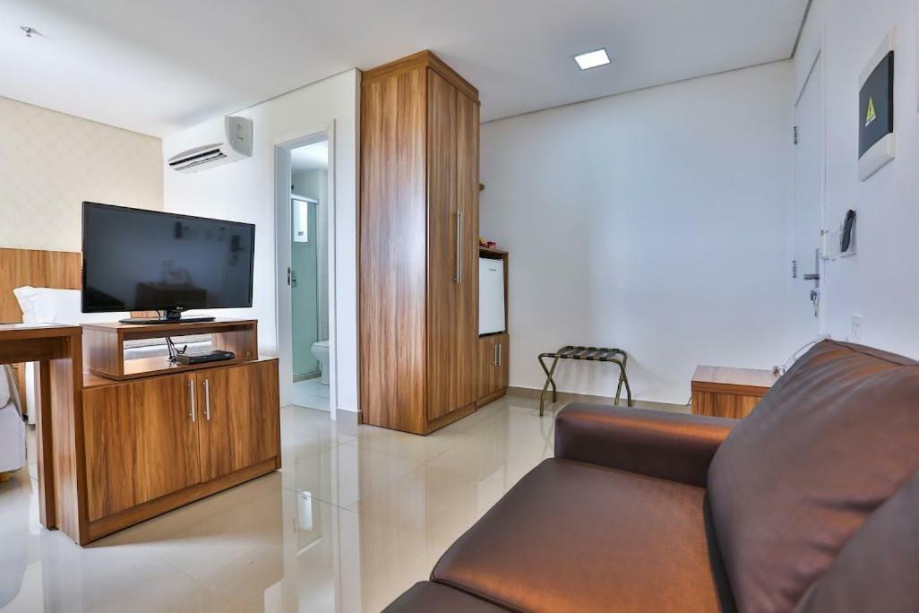 Comfort Hotel Cuiaba Eksteriør billede