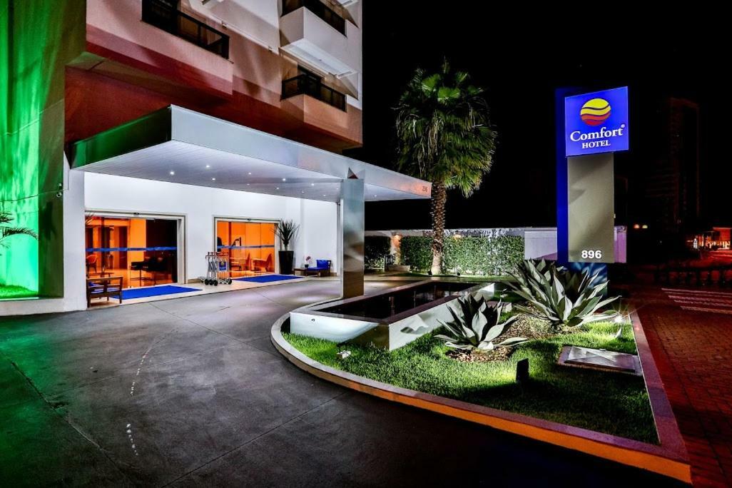 Comfort Hotel Cuiaba Eksteriør billede