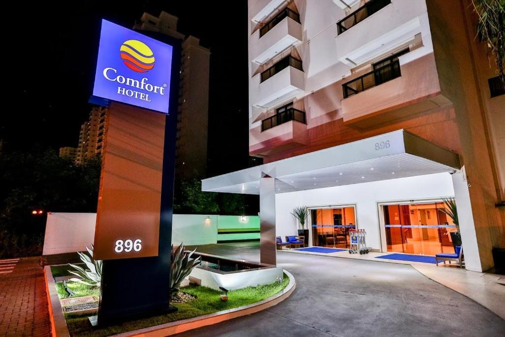 Comfort Hotel Cuiaba Eksteriør billede